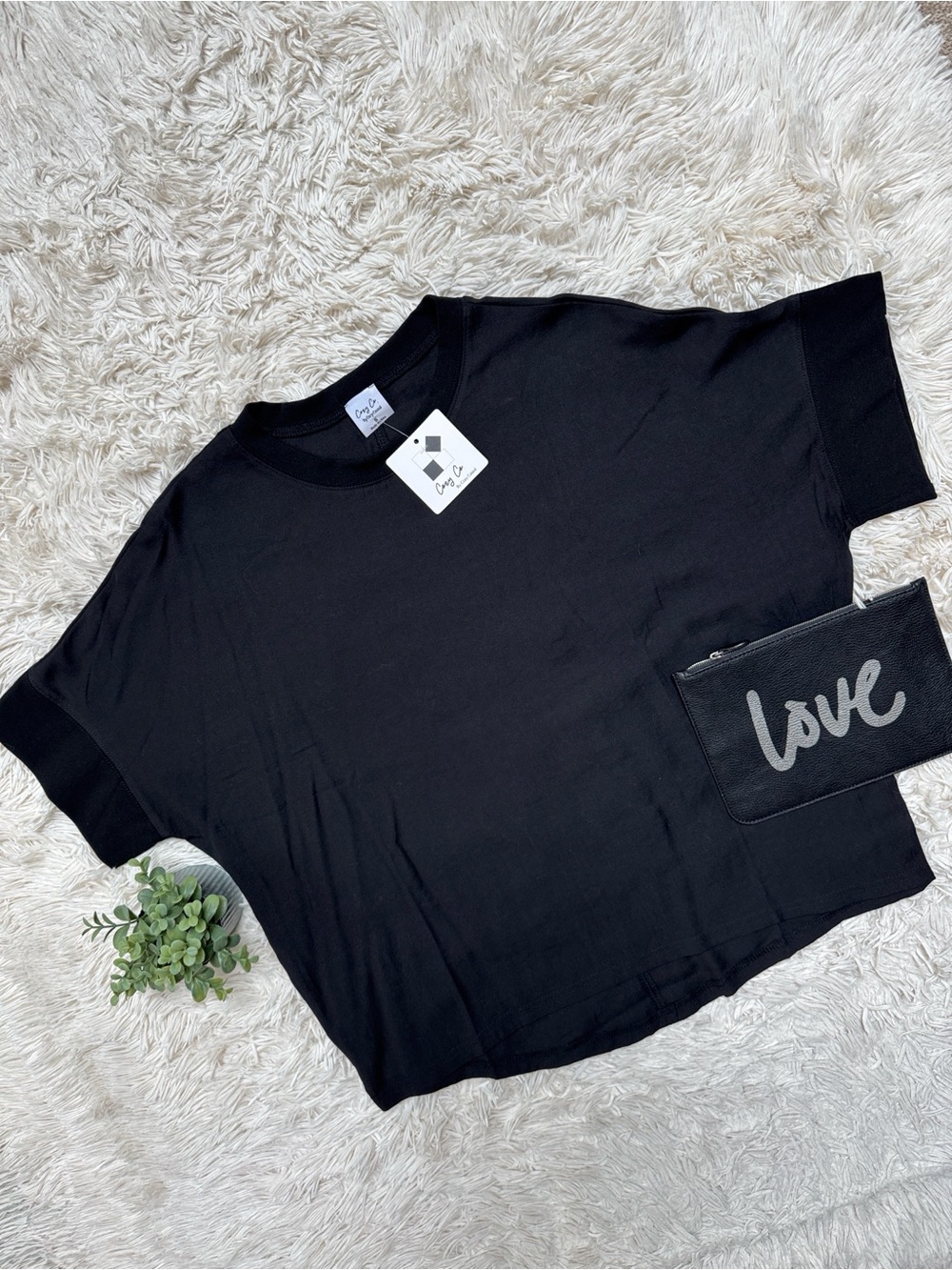 Cozy Co. Short Sleeve Top 💗 Black